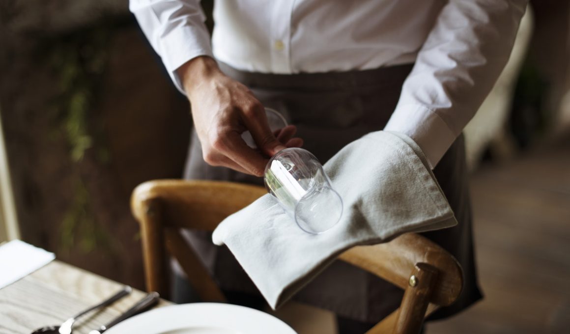 a waiter is working